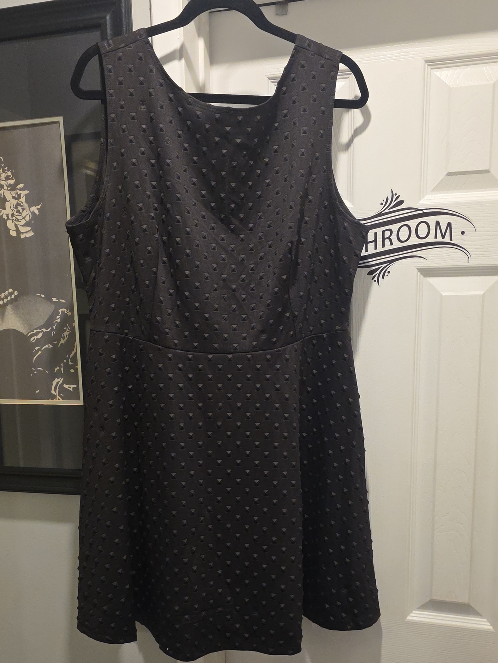Soprano Black Textured Sleeveless Fit-and-Flare Midi Dress